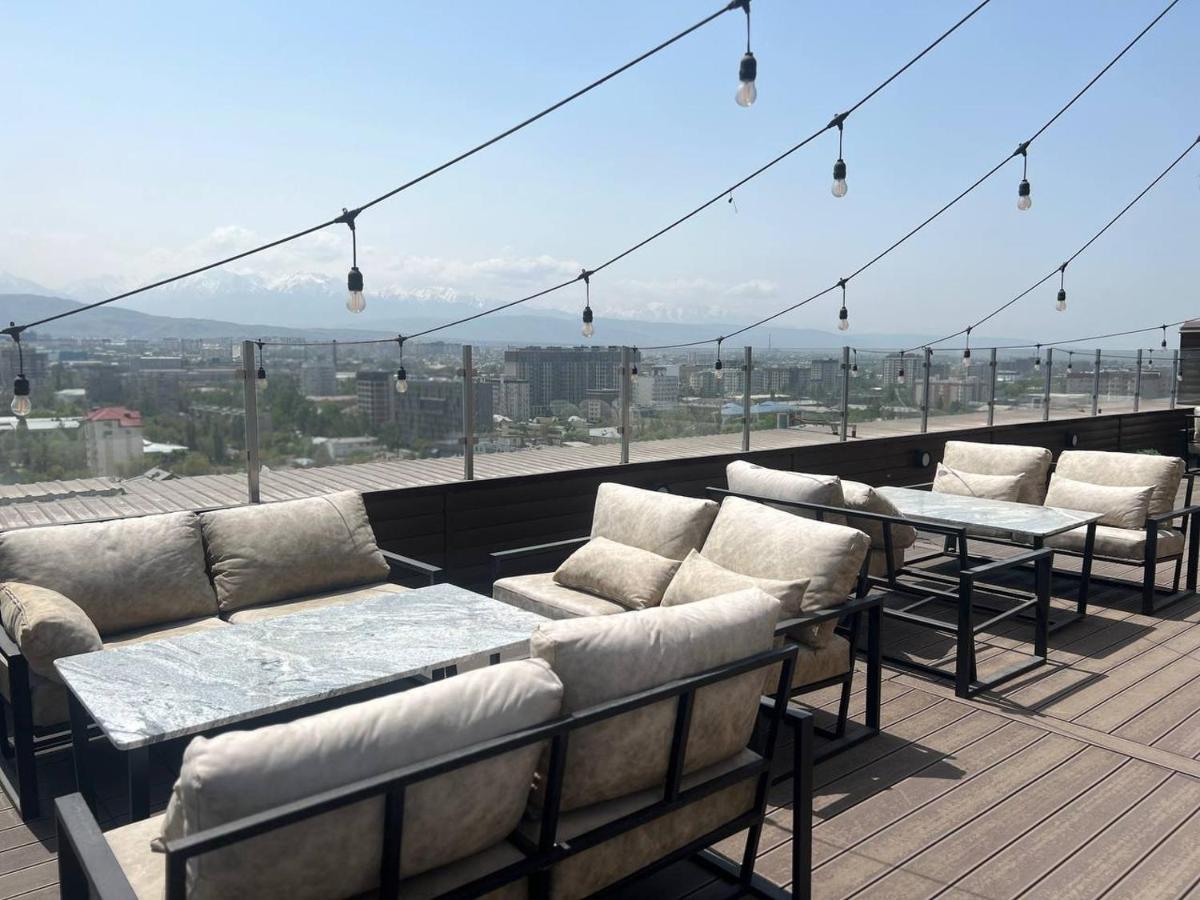 Terrasse Hotel & Bar Бишкек Екстериор снимка